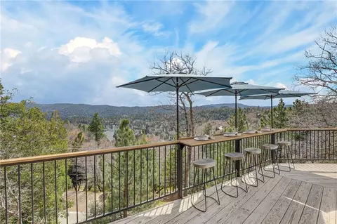Exterior - 27604 Matterhorn Dr, Lake Arrowhead, CA 92352 photo 3 of 11