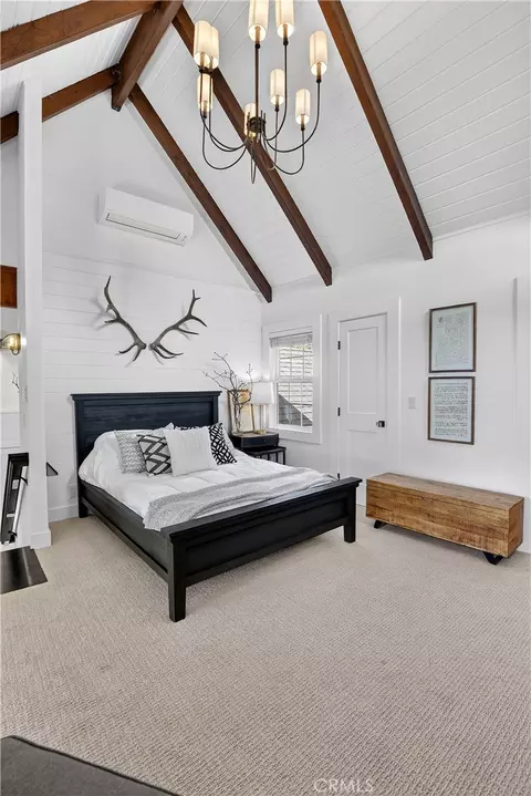 Bedroom - 27604 Matterhorn Dr, Lake Arrowhead, CA 92352 photo 3 of 10
