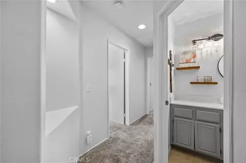Entry Way - 1604 Crystal Downs St, Banning, CA 92220 photo 4 of 5