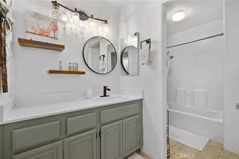 Bath - 1604 Crystal Downs St, Banning, CA 92220 photo 3 of 3