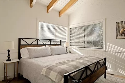 Bedroom - 788 Crown, Lake Arrowhead, CA 92352 photo 1 of 11