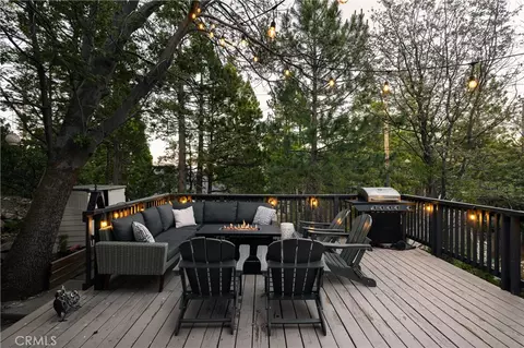 Exterior - 788 Crown, Lake Arrowhead, CA 92352 photo 14 of 24