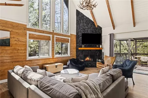 Living - 788 Crown, Lake Arrowhead, CA 92352 photo 1 of 7