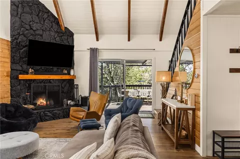 Living - 788 Crown, Lake Arrowhead, CA 92352 photo 3 of 7