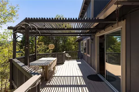 Exterior - 788 Crown, Lake Arrowhead, CA 92352 photo 22 of 24