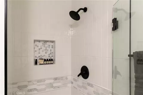 Bath - 788 Crown, Lake Arrowhead, CA 92352 photo 4 of 4