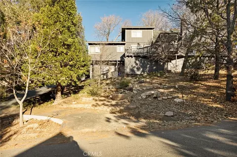 Exterior - 788 Crown, Lake Arrowhead, CA 92352 photo 7 of 8