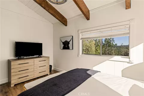 Bedroom - 788 Crown, Lake Arrowhead, CA 92352 photo 6 of 9