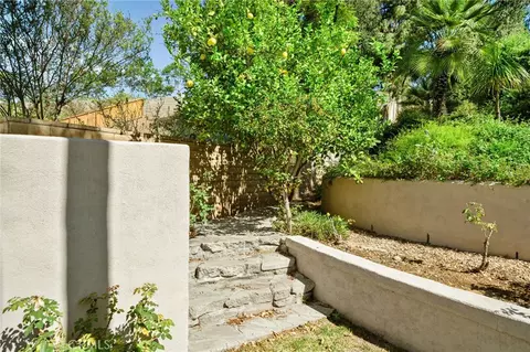 Exterior - 29290 Jasmine Pl, Highland, CA 92346 photo 7 of 8