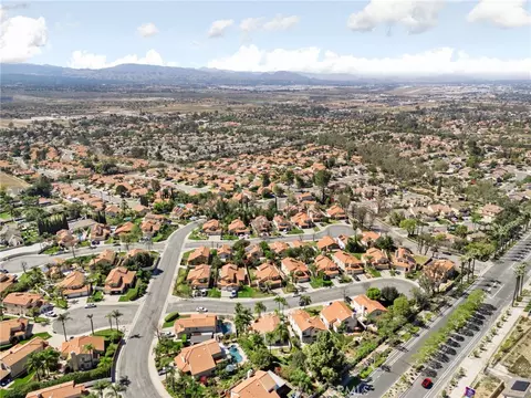 View/Area - 29290 Jasmine Pl, Highland, CA 92346 photo 7 of 7