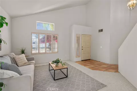 Living - 29290 Jasmine Pl, Highland, CA 92346 photo 3 of 5