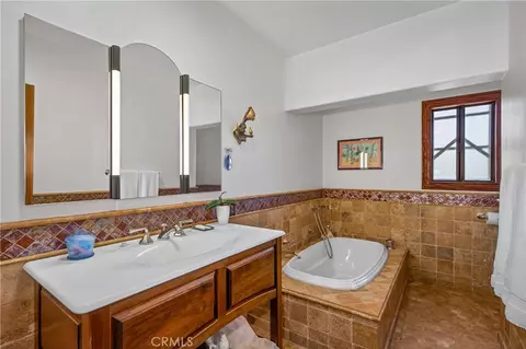 Bath - 707 S Wabash Ave, Redlands, CA 92374 photo 1 of 4