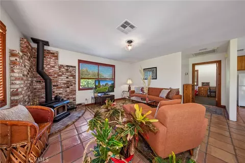 Living - 707 S Wabash Ave, Redlands, CA 92374 photo 3 of 4