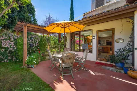 Exterior - 707 S Wabash Ave, Redlands, CA 92374 photo 5 of 13