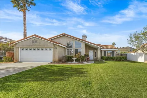 11031 Sierra Tree Ln, Riverside, CA 92505