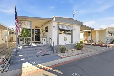 975 California St #76, Calimesa, CA 92320