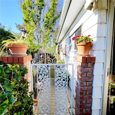 10475 Frontier, Cherry Valley, CA 92223 photo 6