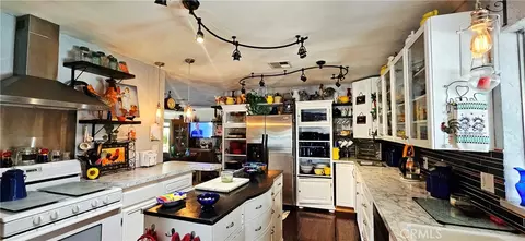 10475 Frontier, Cherry Valley, CA 92223 photo 12