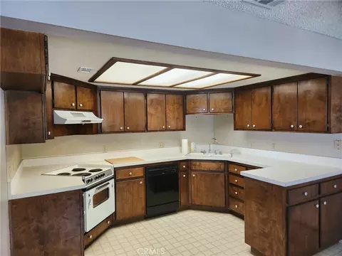 Kitchen - 13894 Meadow, Lytle Creek, CA 92358 photo 1 of 1