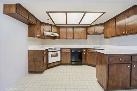 Kitchen - 13894 Meadow, Lytle Creek, CA 92358 photo 3 of 4