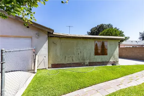 Exterior - 485 E Randall, Rialto, CA 92376 photo 11 of 14