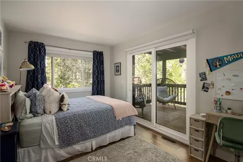 Bedroom - 853 Golf Crse, Lake Arrowhead, CA 92352 photo 4 of 4