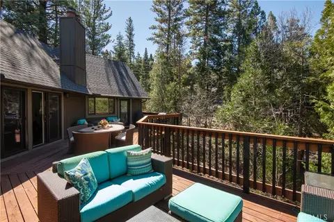 Exterior - 853 Golf Crse, Lake Arrowhead, CA 92352 photo 7 of 13