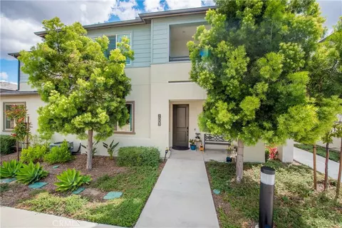 7003 Citron Ln, Cypress, CA 90630