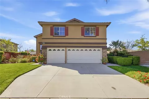 785 Pine Ridge Cir, Beaumont, CA 92223