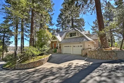 Exterior - 28065 Peninsula N, Lake Arrowhead, CA 92352 photo 8 of 9