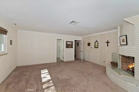 Living - 28065 Peninsula N, Lake Arrowhead, CA 92352 photo 9 of 9