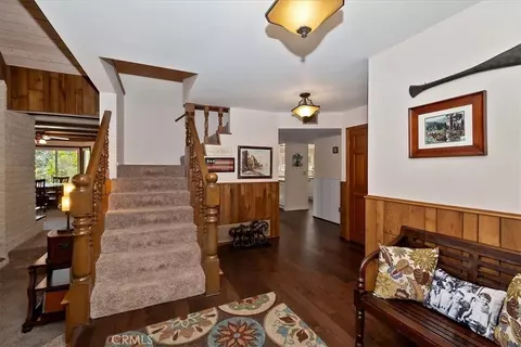 Entry Way - 28065 Peninsula N, Lake Arrowhead, CA 92352 photo 1 of 1