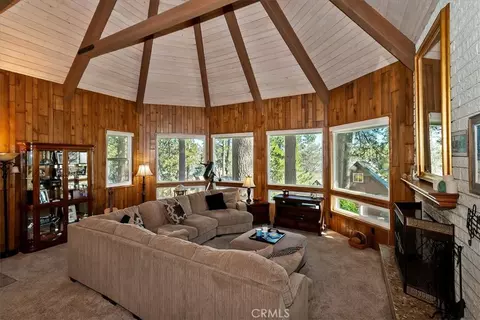 Living - 28065 Peninsula N, Lake Arrowhead, CA 92352 photo 4 of 9