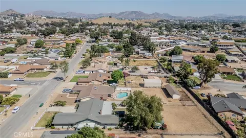 View/Area - 3696 Bluff St, Norco, CA 92860 photo 5 of 6