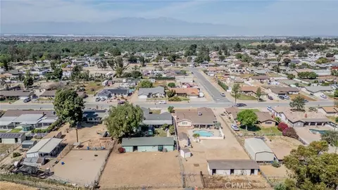 View/Area - 3696 Bluff St, Norco, CA 92860 photo 4 of 6