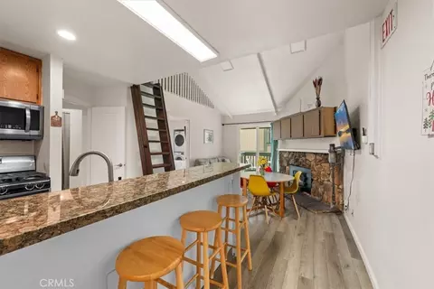 Kitchen - 760 Blue Jay #26, Big Bear Lake, CA 92315 photo 1 of 5