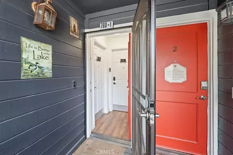 Entry Way - 760 Blue Jay #1, Big Bear Lake, CA 92315 photo 1 of 3