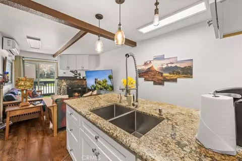 Kitchen - 760 Blue Jay #1, Big Bear Lake, CA 92315 photo 3 of 4