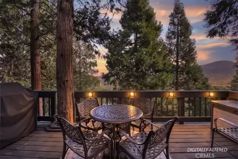 24607 Altdorf Dr, Crestline, CA 92325