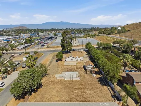 View/Area - 936 2nd, Norco, CA 92860 photo 6 of 12