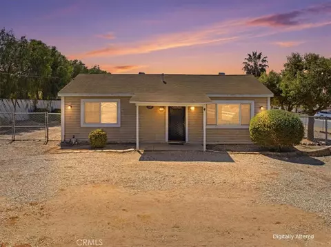 Exterior - 936 2nd, Norco, CA 92860 photo 3 of 4