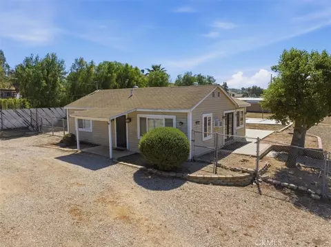 Exterior - 936 2nd, Norco, CA 92860 photo 2 of 4