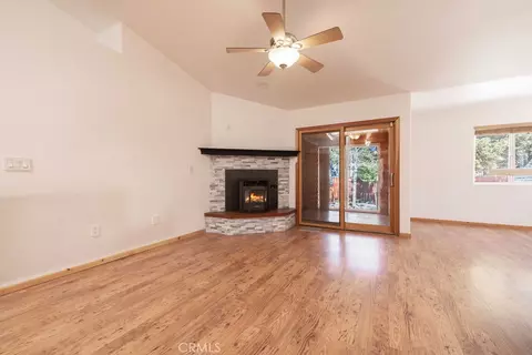 Living - 457 E Mountain Vw, Big Bear City, CA 92314 photo 5 of 5