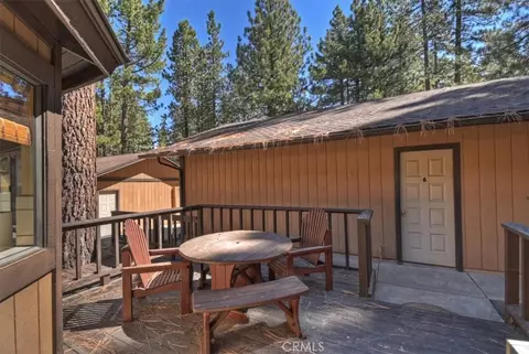 Exterior - 569 Summit Blvd #6, Big Bear Lake, CA 92315 photo 7 of 9