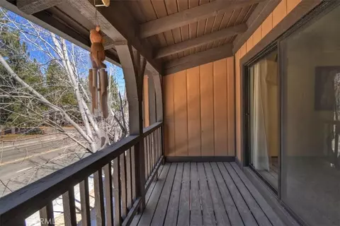 Exterior - 569 Summit Blvd #6, Big Bear Lake, CA 92315 photo 5 of 9