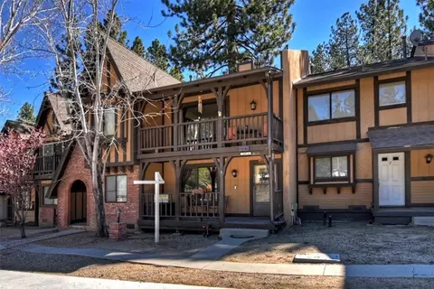 Exterior - 569 Summit Blvd #6, Big Bear Lake, CA 92315 photo 2 of 9