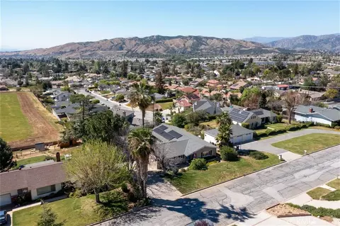 View/Area - 11758 Grant St, Yucaipa, CA 92399 photo 8 of 8