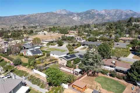 View/Area - 11758 Grant St, Yucaipa, CA 92399 photo 7 of 8