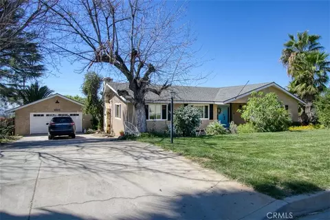 Exterior - 11758 Grant St, Yucaipa, CA 92399 photo 1 of 19