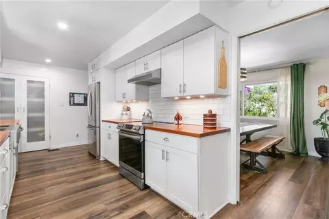 Kitchen - 11758 Grant St, Yucaipa, CA 92399 photo 4 of 5